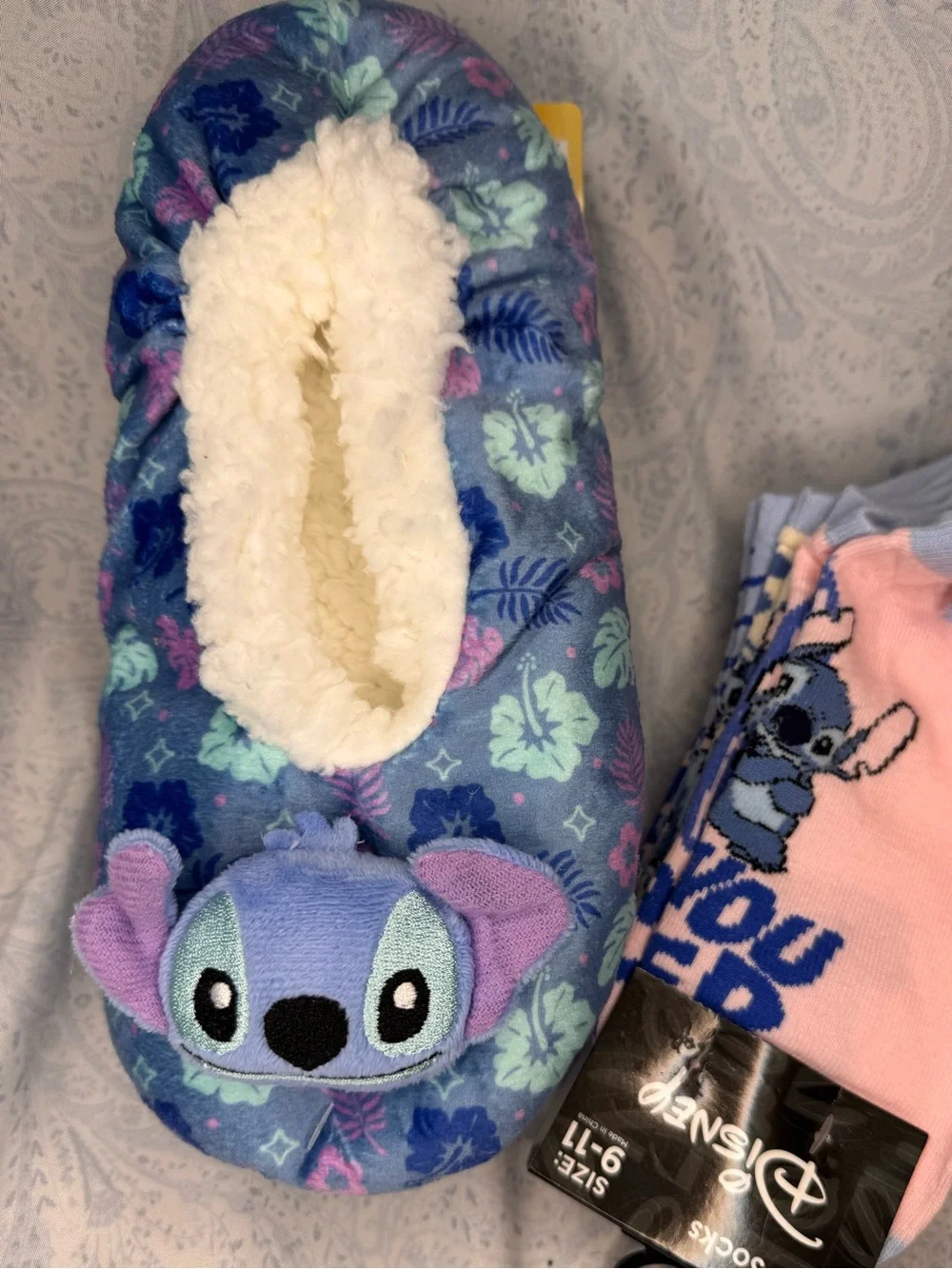 Disney no slip